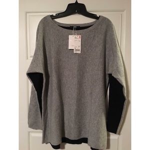 Uniqlo cashmere sweater, never worn